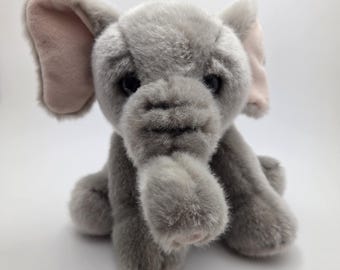 Elefante de Pelúcia da Adventure Planet (25 cm)