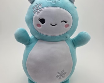 Squishmallow "Yollie" HugMees! (10 inch)