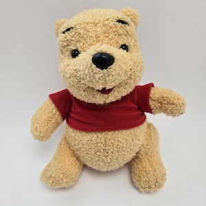 Vintage Plush Winnie the Pooh with inside pocket, Vintage Collectible, Excellent condition without Tags (10 inch)