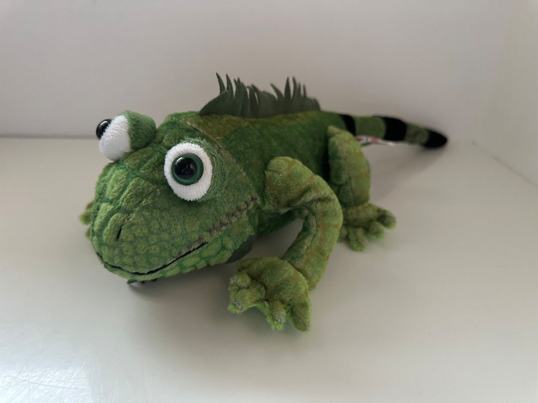 Vintage Ganz Webkinz Iguana With No Tag/code (9 Inch) Canada