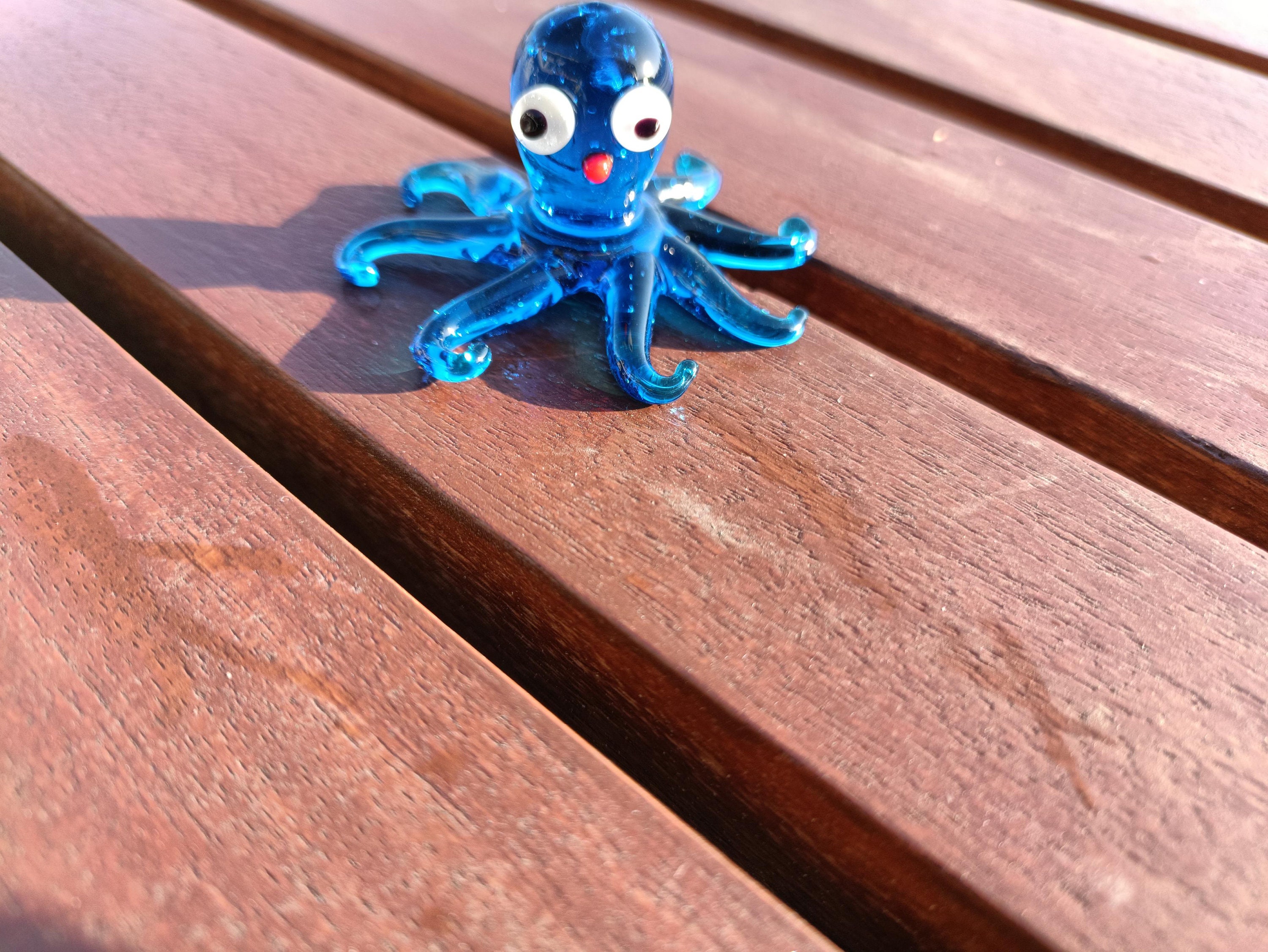 art-glass-animal-figurines-octopus-handmade-glass-figurine-lampwork