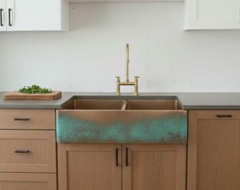 Handmade Moroccan Copper Basin – Red Copper with Green Patina, Epoxy Coated, Crafted in Marrakech