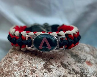 Handmade Apex Legends Paracord Bracelet