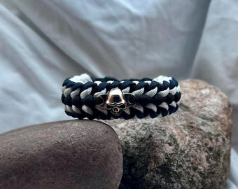 Custom Handmade Paracord Bracelet