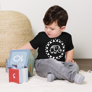 Baby T-shirt, Toddler T-shirt, Mom&#39;s best gift, T-shirt for girl, Mothers day gifts, Gifts for moms, Photoshoot T-shirt, Baby clothes