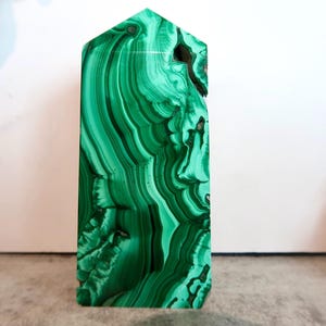 EXQUISITE Large Malachite Tower with Unique Bandings | Malachite Obelisk | Malachite Green Stone | Transformation, Prosperity & Abundance |