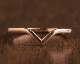 14k Gold Curved Wedding Band, Solid Gold V Shaped Ring, Plain Chevron Ring, Womens Simple Wishbone Ring, Minimalist Dainty Stackable Ring