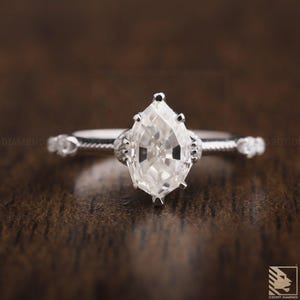Vintage Marquise Moissanite Engagement Ring, 2ctw Art deco Starburst floral unique art deco promise ring,14k 18k gold solitaire diamond ring