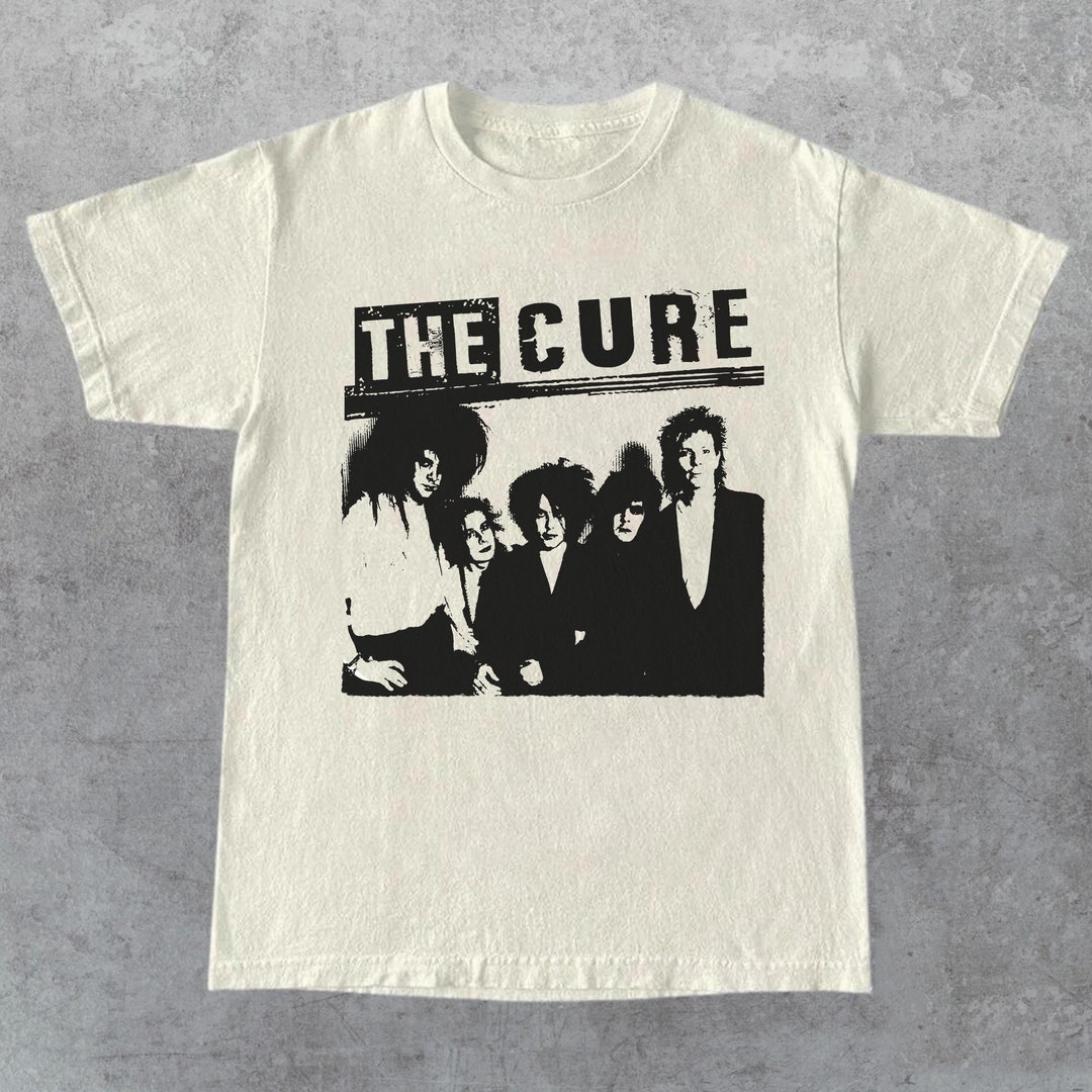 The Cure Retro Shirt, the Cure Band Tshirt, 90s the Cure Lullaby Shirt, the Cure Tour, Unisex T