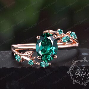 Vintage Oval Emerald Engagement Ring 14K Rose Gold Promise Ring Leaf Cluster Ring Art Deco Ring Unique Green Gemstone Ring Anniversary Gifts