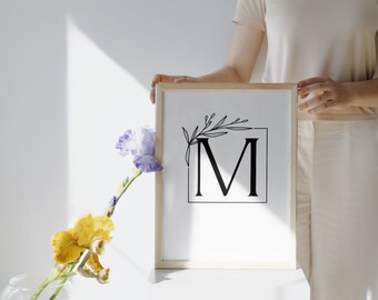 Arte de pared imprimible con letras modernas y rústicas "M" en negro y negrita