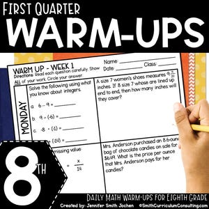 Op de afbeelding: Een werkblad getiteld "First Quarter Warm-Ups" voor wiskunde van de achtste klas. Het werkblad bevat rekenkundige problemen en woordproblemen. Een hand houdt een potlood vast, klaar om de problemen op te lossen. De tekst "Daily Math Warm-Ups for Eighth Grade" staat onderaan.