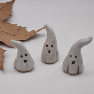 Set of 3 Tiny Ceramic Ghosts