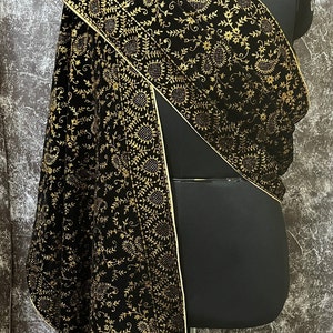 Black Luxury Sherwani DupattaMaroon Wedding stole/Dupatta in Glitter Work.