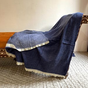 Beautiful Dual Color natural Pure, Cashmere Blankets, Cashmere throws, meditation, large scarf, wraps Pashmina, travel throw, Sofa throw