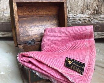 Persian Rose pink, Alpaca Peruvian Vicuna Scarf, Authentic Vicuna wool yarn, Handloomed, Extra soft and comfy, Luxury and elegant wraps