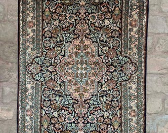 ハンドメイドのカシミールシルク、コットンカーペット、精巧な花柄