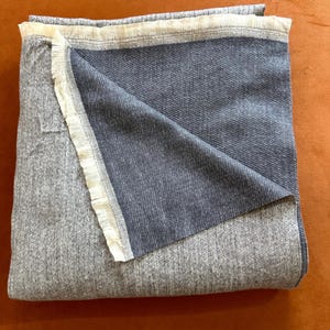 Grey Thick Cashmere, Meditation Throw, Large Scarf, Reversible wrap, Travel blankets, Sofa Throw, Handmade Gifts, wool duvet, Cashmere throw