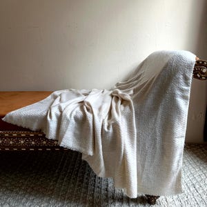 Cashmere Wrap, Luxury Super Fine Wool Throw Blanket/ Handwoven Lap Blanket/ queen Blanket / Yoga blanket / Extra Soft Travel Throw, Handmade