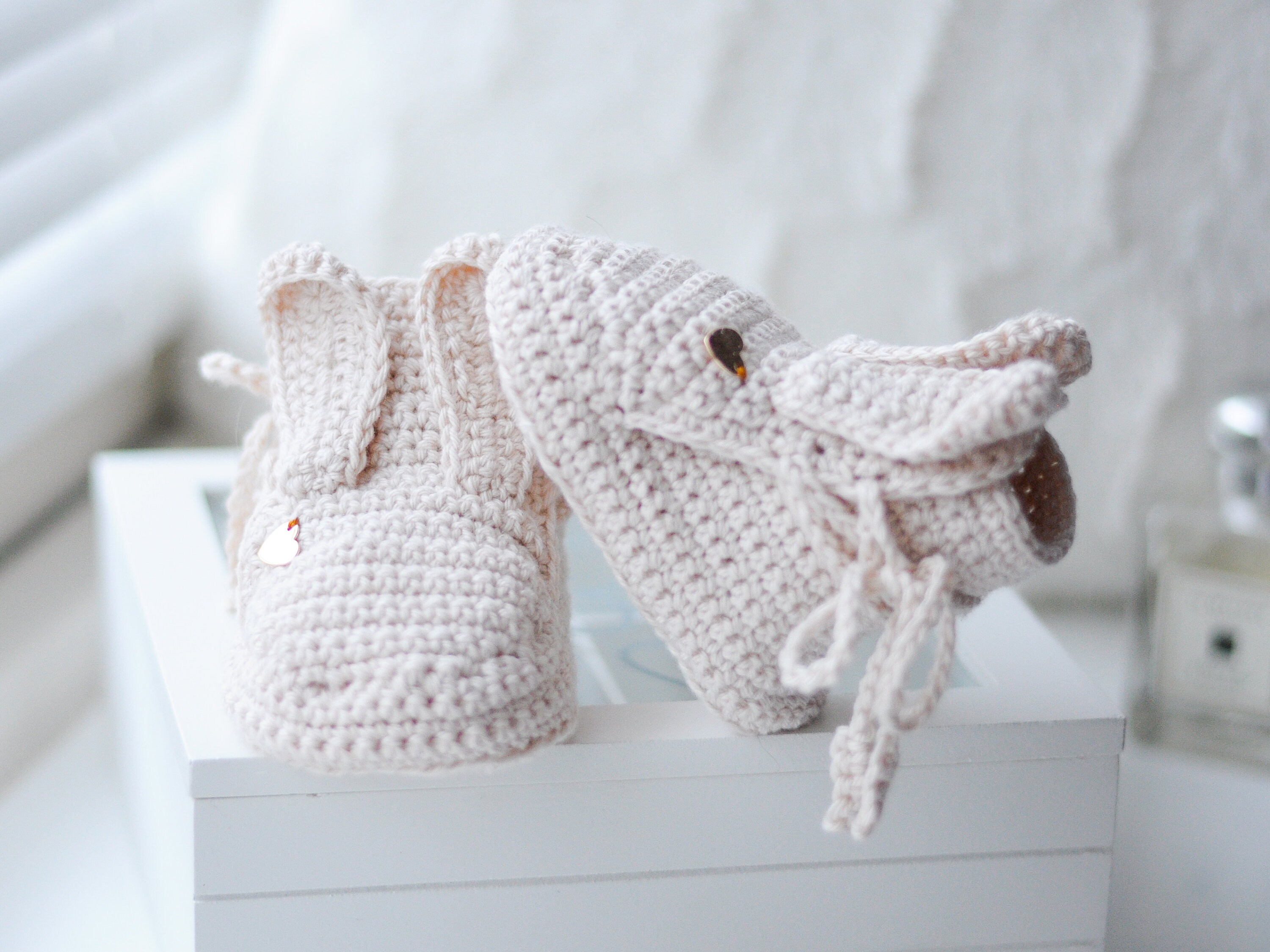 Crochet baby bunny shoes, baby booties,baby girl shoes, baby boy socks, bunny socks