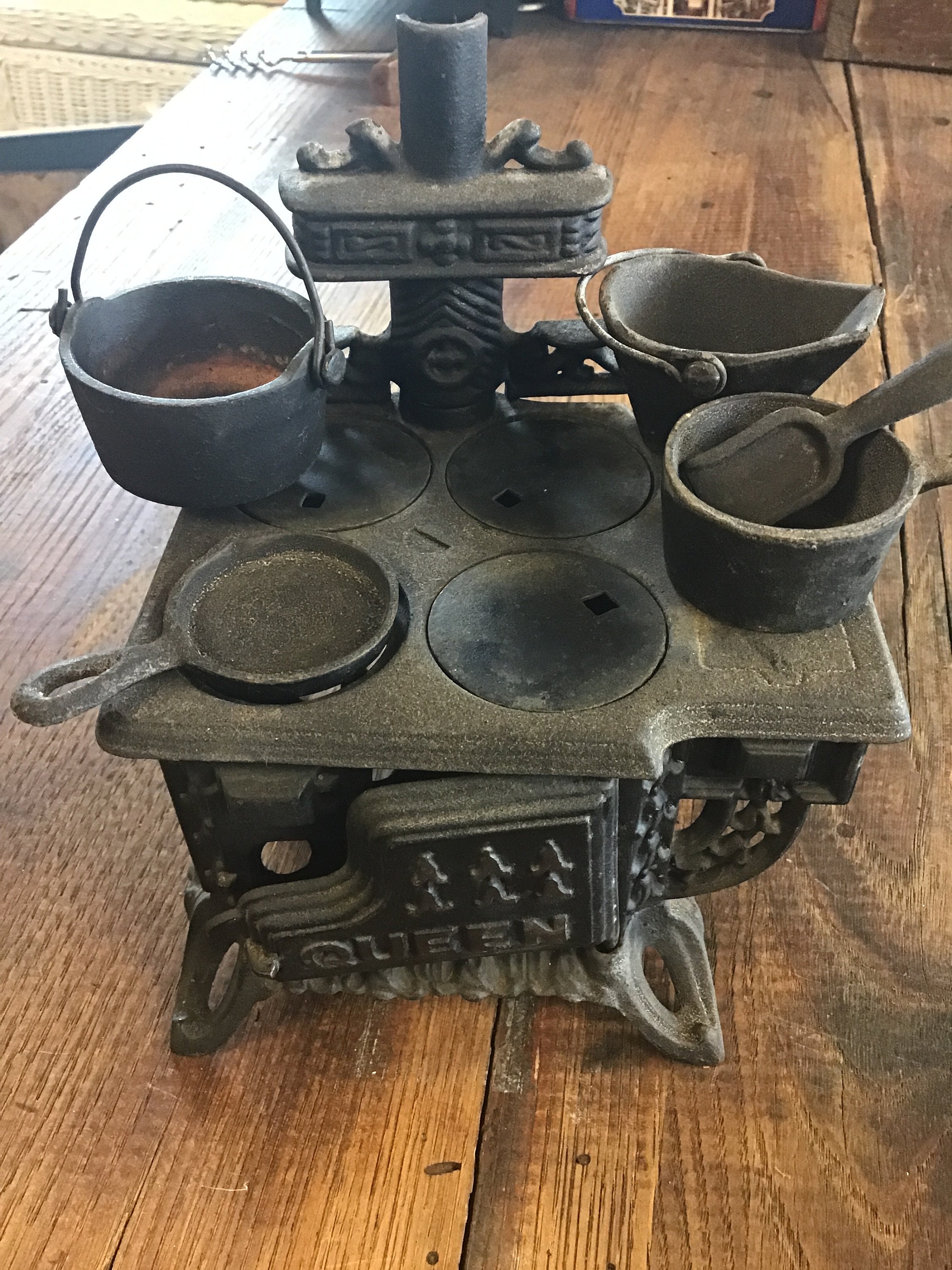 Farmhouse Vintage Cast Iron Miniature Crescent Stove & Pots