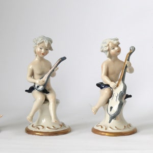 Porzellan Figurine Porzellan Capodimonte Italien Musiker Putto