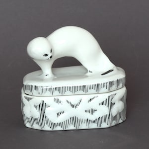 Sculpture porcelain figurine box Ermine Artel Progress USSR