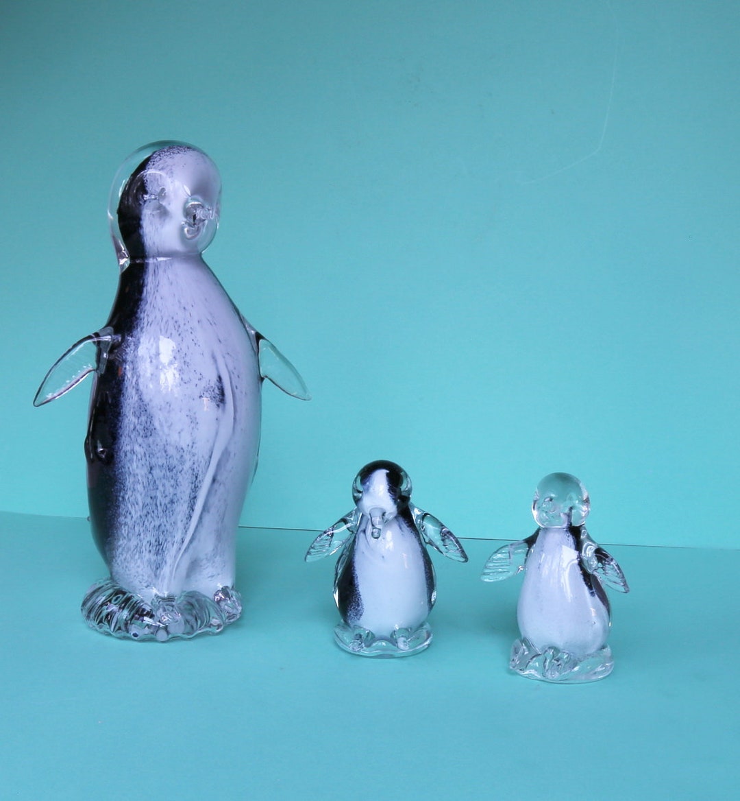 ヴィンテージチェコガラスペンギンの置物 - Etsy 日本