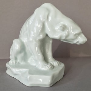 Porcelain figurine Big Bear Herend Hungary 1927