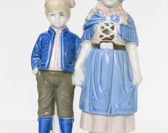 磁器の置物 子供 男の子 女の子 LIPPELSDORF ドイツ 1950-1960 - Etsy 日本