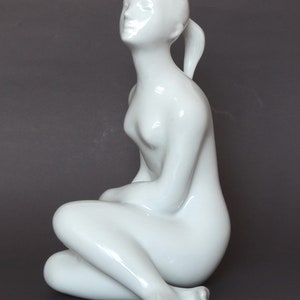 Porcelain figurine of a girl ROYAL DUX Czech Republic