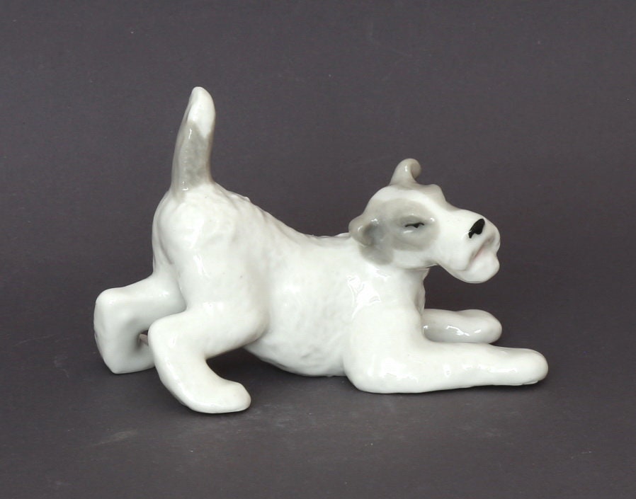 Porcelain figurine Playing terrier of the Leningrad Porcelain Factory of the USSR