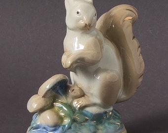 リスの磁器の置物、ヴィンテージのコレクター向け磁器棚装飾 - Etsy 日本