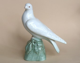 Porcelain figurine Dove 1952-1957 Minsk Porcelain and Faience Factory of the USSR