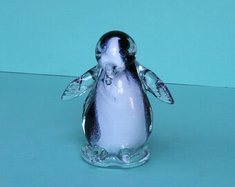 ヴィンテージチェコガラスペンギンの置物 - Etsy 日本