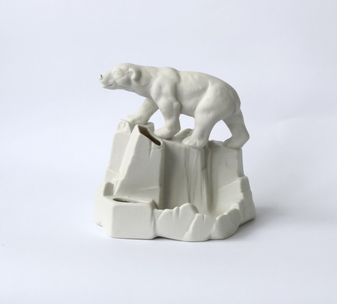 磁器の置物 シロクマの鉛筆立て ゴロドニツィ磁器工場 ソ連 1920年