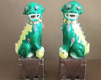 Chinese Porcelain sculpture Fu Dog 1920-1930s, Buddha's Heavenly Lion, dog-lion