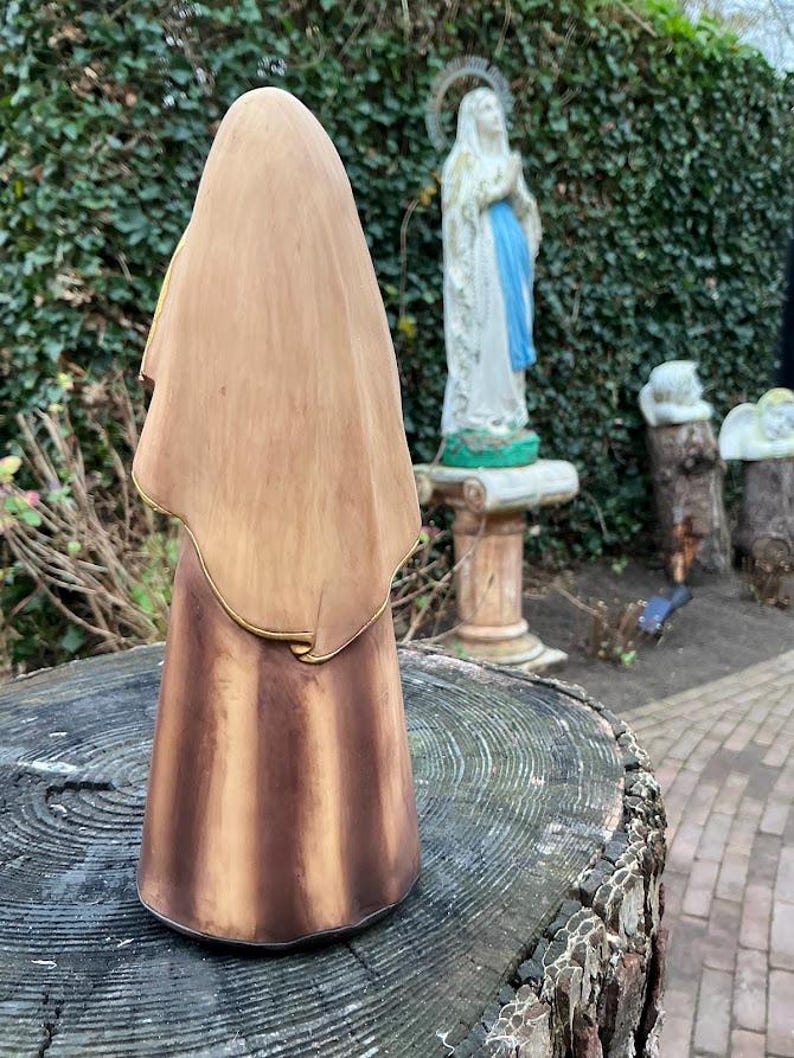 Pristine Statue of Mary With Child – Glass Eyes – Plaster/resin – Sweet ...