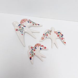3 Ceramic Swallow &quot;Namorados&quot;, Christmas gifts, Portuguese ceramic swallow, Ceramic Birds Wall Decor, Hand painted ceramic swallows,