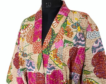 Ręcznie robiona bawełniana kurtka kimono Kantha: pikowany szlafrok z kwiatowym wzorem