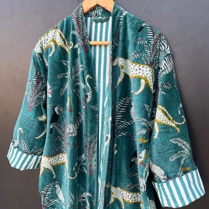 Jungle Print Velvet Kimono Robes, Morning Tea Velvet Coat, Bridesmaid Robe, Women Wear Cotton Velvet robe, Velvet Jacket, Bridal Robe