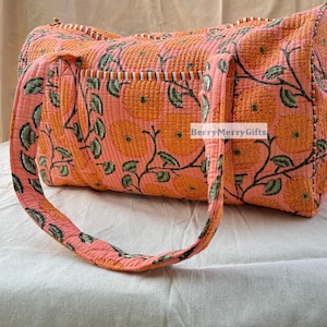 Gesteppte Baumwolltasche mit Blumendruck, umweltfreundliche Reisetasche, große handgefertigte Reisetasche mit Blumendruck