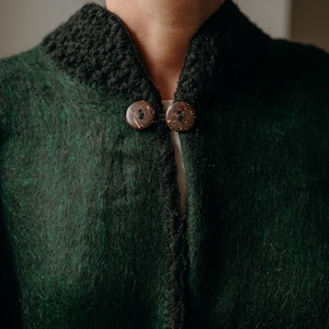 Handmade Alpaca Poncho: Green Ecuadorian Highland Wool