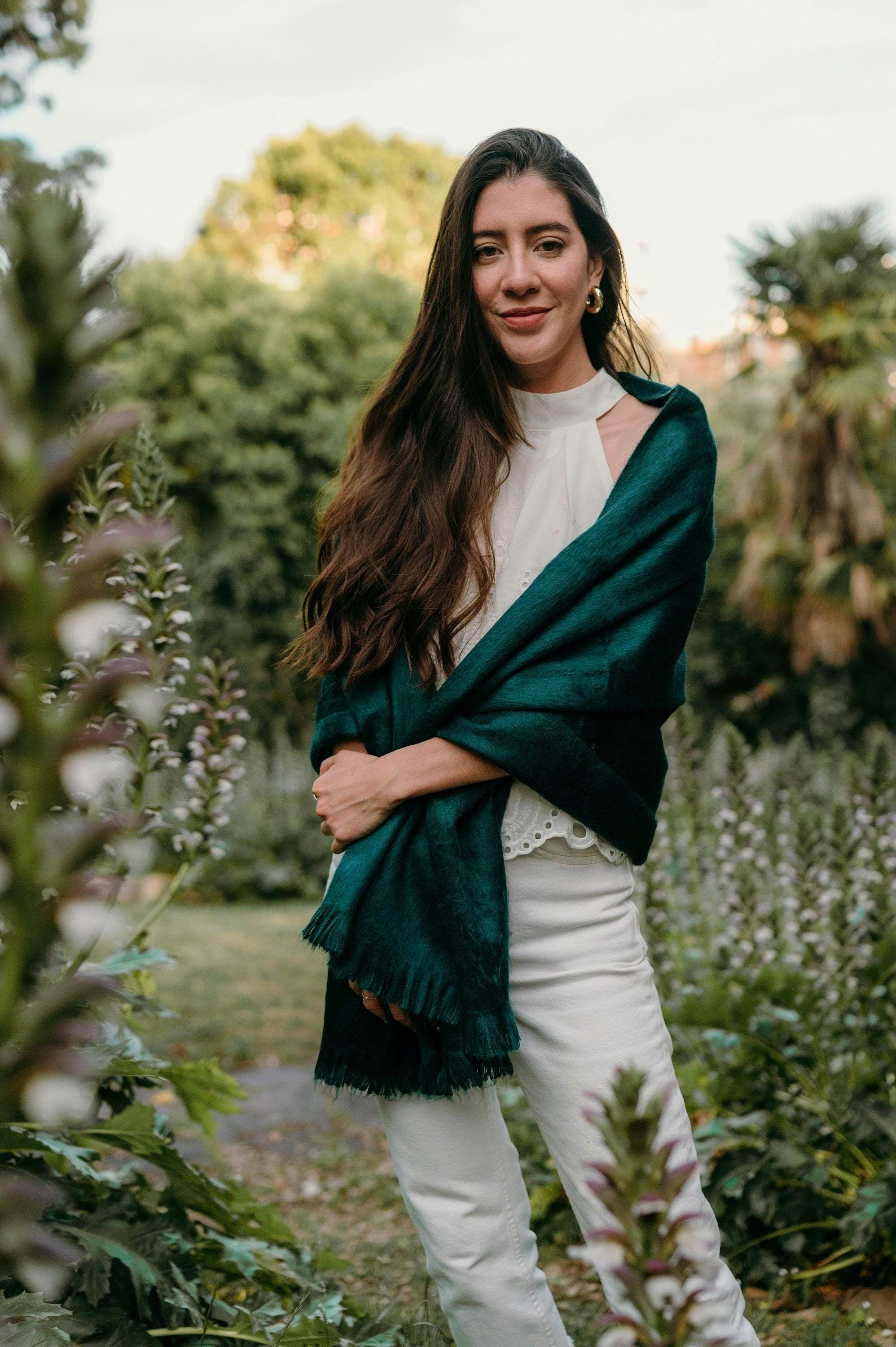 green shawl for wedding