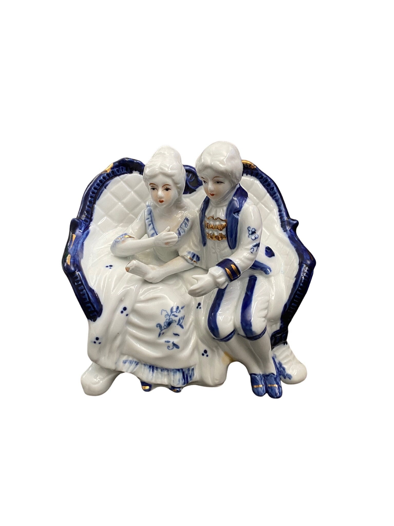 STUNNING VINTAGE SET of Figurines/Ornaments in blue & white porcelain 