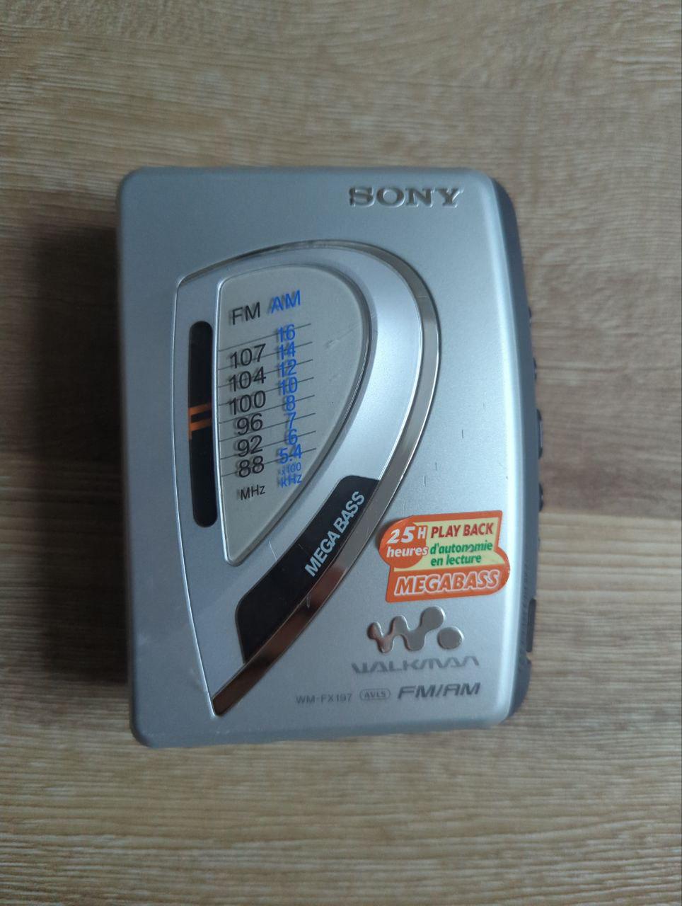 Which models have the same mechanism as Sony WM EX 668