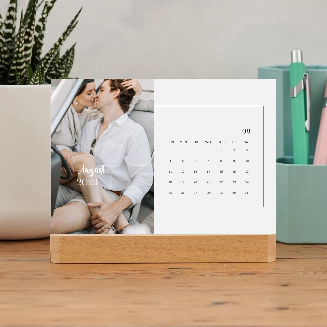 Minimalist Desk Calendar 2024 2024 Desk Calendar Template Fully ...