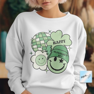 Retro St Patricks Day PNG, St Patricks Day PNG, Happy St Patrick&#39;s, Lucky Vibes, St Patricks Sublimation PNG, Shamrocks, Trendy Sublimation