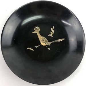 Couroc Roadrunner Bowl ~ Vintage Inlay Southwestern Bird bowl ~ by Couroc of Monterey California 73/4’
