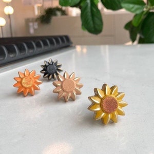 Sunflower Drawer knobs | Rental Friendly Upgrades | Housewarming Gift | Flower Handles
